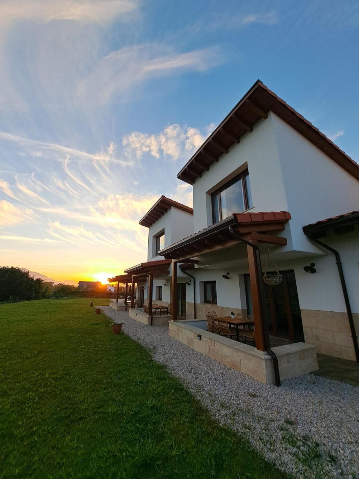 Terradeva Apartamentos Colombres Bagian luar foto